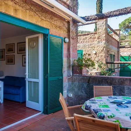 Il Giardino Con Vista Rio nell'Elba